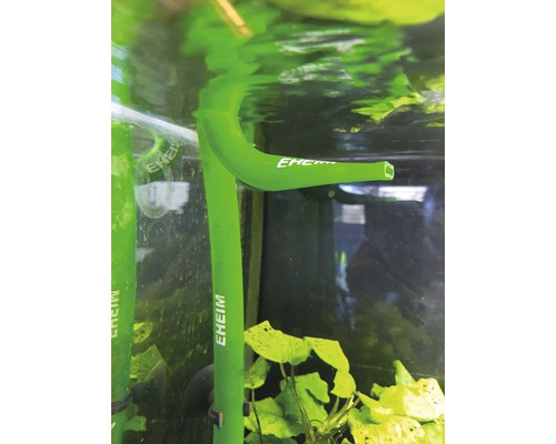 EHEIM Logo auf einem Aquarium Auslaufrohr