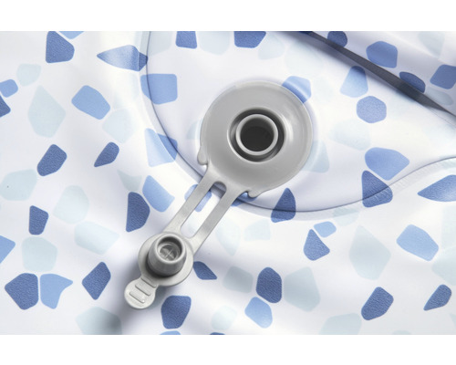 Detailansicht eines aufblasbaren Whirlpools mit Ventil