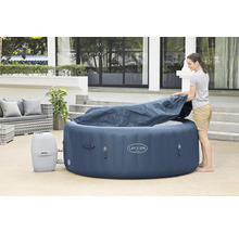 Aufblasbarer Lay-Z-Spa Whirlpool mit Abdeckung und Pumpe auf einer Terrasse