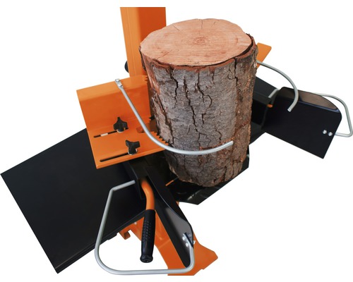 Holzspalter mit Holzscheit