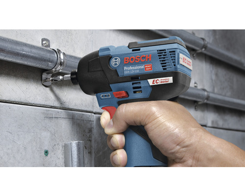Bosch GDR 12V-110 Akku-Schlagschrauber im Einsatz