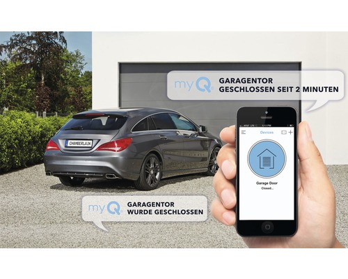 MyQ Garagentorsteuerung mit Smartphone und geschlossenem Garagentor