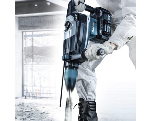 Makita Abbruchhammer im Einsatz auf einer Baustelle