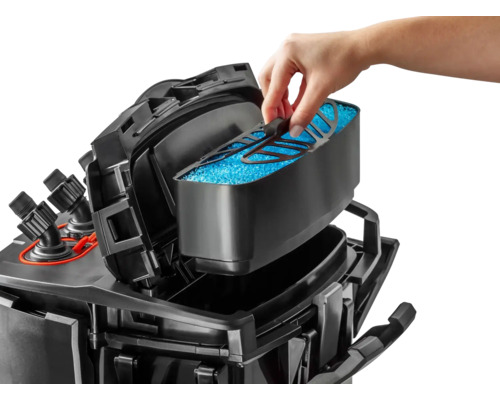 Aquarium Außenfilter mit Filtermedien und Hand