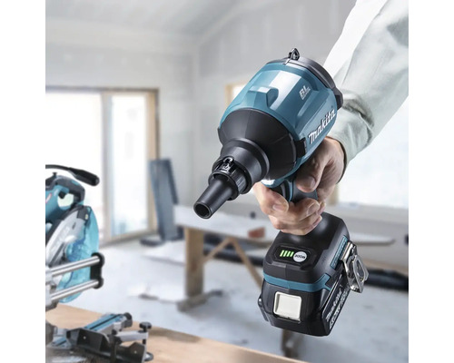 Makita Akku-Trockenbauschrauber im Einsatz