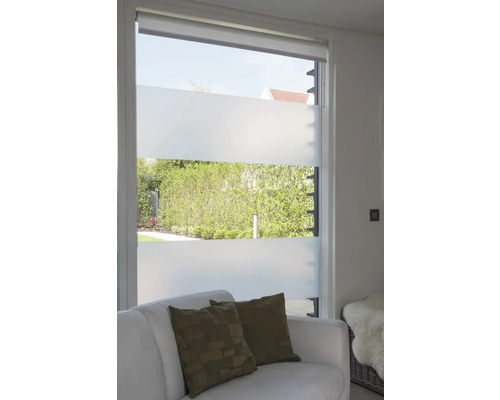 Fenster mit Milchglasfolie für Sichtschutz und Tageslicht