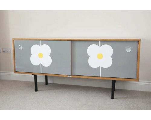 Sideboard mit Blumendekor und Schiebetüren