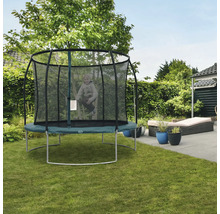 Trampolin mit Sicherheitsnetz im Garten