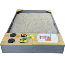 Sandkasten mit Spielküche und Sand