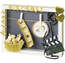 Dekorativer Bilderrahmen mit Geburtstagsmotiven, Kinokarten, Popcorn und Filmklappe