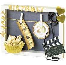 Dekorativer Geburtstagsrahmen mit Popcorn, Kinokarten, Filmklappe und Luftballons