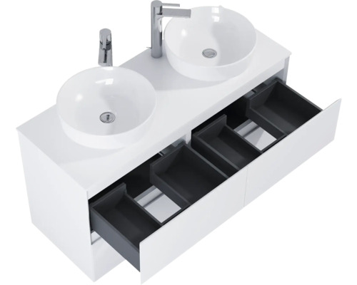 Waschtisch mit zwei Waschbecken und offenen Schubladen für Badezimmer