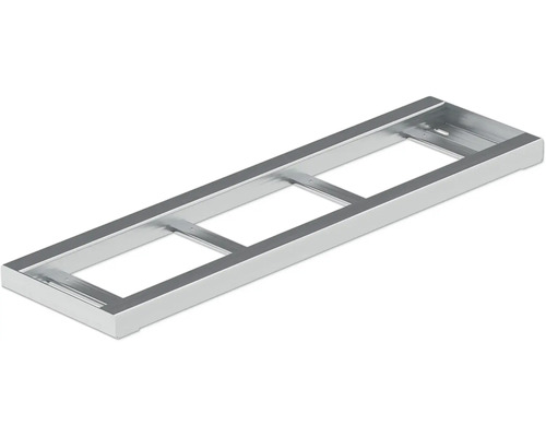 Metallrahmen mit rechteckigen Aussparungen für den Einbau