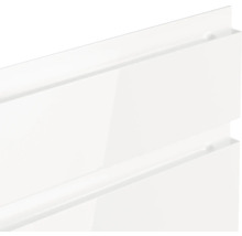 Detailansicht einer weißen Möbeloberfläche