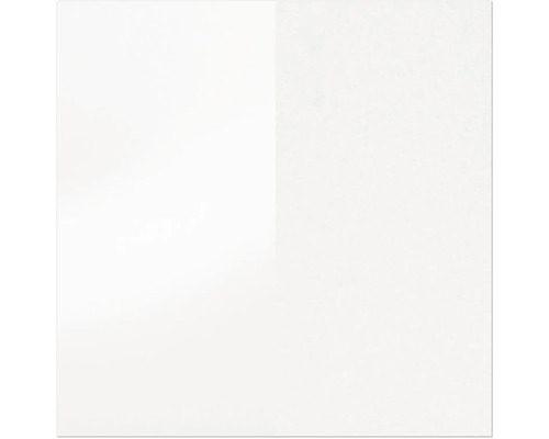 Weiße Rauhfasertapete