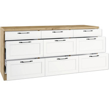 Kommode mit neun Schubladen und Metallgriffen