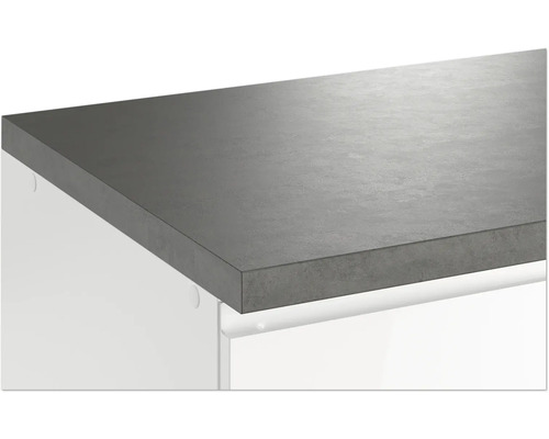 Küchenarbeitsplatte auf einem Küchenschrank