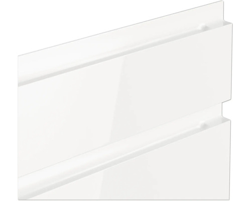 Detailaufnahme eines weißen Badmöbelfront