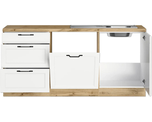 Küchenzeile mit Spüle, Schubladen und Schrank