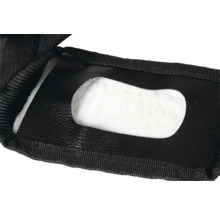 Detailaufnahme einer schwarzen Werkzeugtasche mit einem weißen Futter