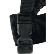 Schwarzer Kunststoffverschluss an einem Gurtband