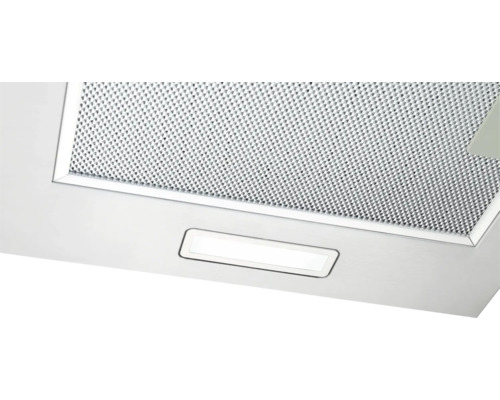 Detailansicht einer Dunstabzugshaube mit Metallfettfilter und Beleuchtung