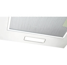 Detailansicht einer Dunstabzugshaube mit Metallfilter