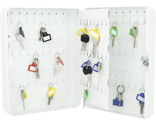 Geöffneter Schlüsselschrank mit zahlreichen Schlüsseln
