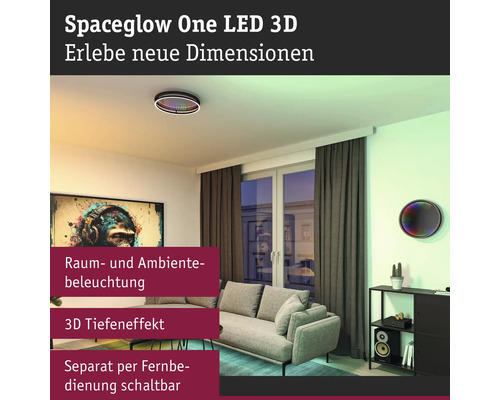 Wohnzimmer mit Spaceglow One LED 3D Deckenleuchte und Wandleuchte für Raum- und Ambientebeleuchtung mit Tiefeneffekt, separat per Fernbedienung schaltbar.