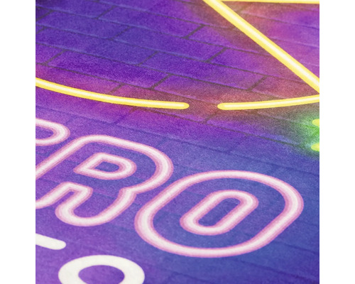 Dekoratives Poster mit Neon-Schriftzug und Ziegelmauer-Hintergrund