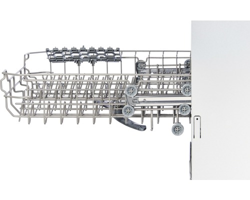 Geschirrspüler mit herausgezogenem Geschirrkorb