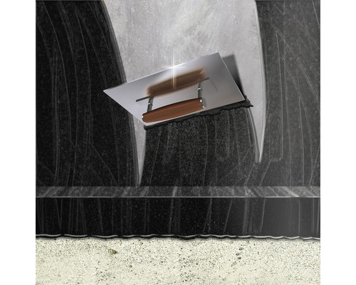 Kelle zum Auftragen von Spachtelmasse auf einem Untergrund