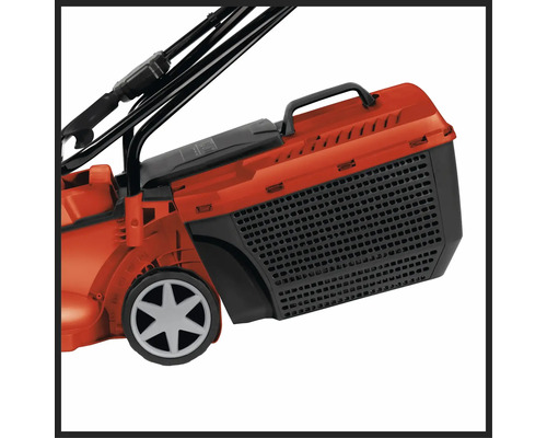 Detailansicht eines Rasenmähers mit Fangkorb