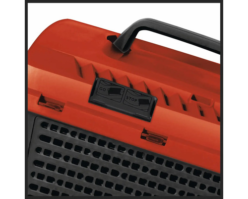 Detailansicht eines Heizgeräts mit Bedienelementen und Griff