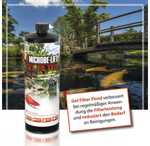 Microbe Lift Gel Filter für Teiche vor einem Teich mit Brücke