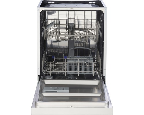 Innenansicht eines Geschirrspülers mit offenen Klappe und Besteckkörben