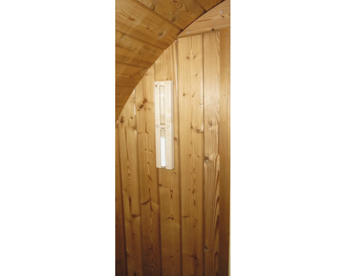 Sauna-Sanduhr aus Holz an Holzwand