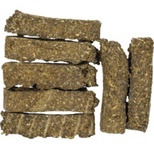 Stapel von Hundekauartikeln