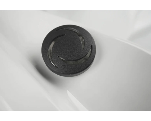 Detailaufnahme eines schwarzen runden Whirlpool-Einbaustrahlers
