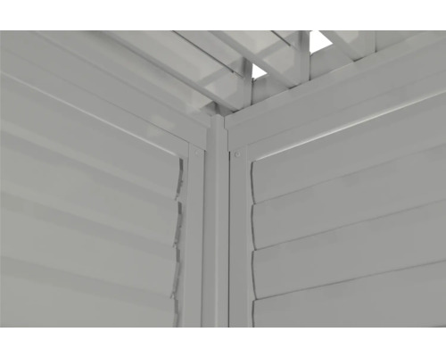 Detailansicht einer Gartenlaube mit Lamellenwand und Eckverbindung