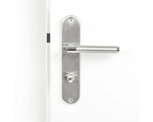 Türbeschlag aus Edelstahl mit Drückergarnitur auf weißer Tür