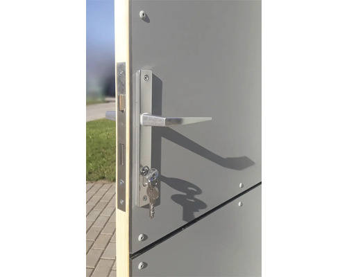 Tür mit Schloss und Schlüssel