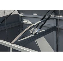 Detailansicht einer geöffneten Gerätebox mit Gasdruckfedern zur Deckelunterstützung