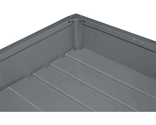 Detailansicht eines Hochbeets aus Metall mit Eckverbindungen