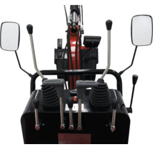 Bedienfeld eines Baggers mit Hebeln und Spiegeln