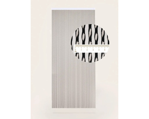 Dekorative Türvorhang mit schwarzen Kunststoffsträngen und vergrößerter Detailansicht