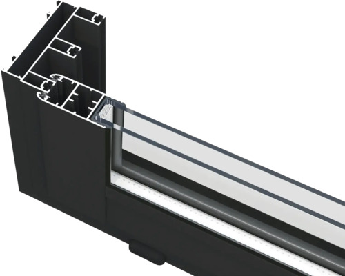 Detailansicht eines Fensterrahmens aus Aluminium mit Glas