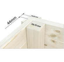 Detailansicht einer Holzwand mit den Maßen 44, 19 x 95 und 70 x 70 Millimeter