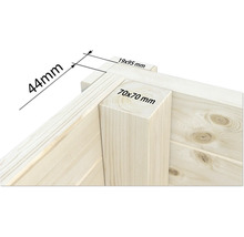 Detailansicht eines Holzhauses mit Maßangaben: 44 mm, 19 x 95 mm, 70 x 70 mm
