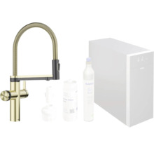 Küchenarmatur mit Sodaanlage, Filter, Flasche und Kohlensäureanlage